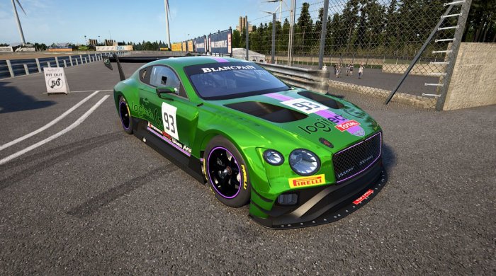 Bentley.thumb.jpg.6cc81b86783c60d9ffaa403d619fdbef.jpg