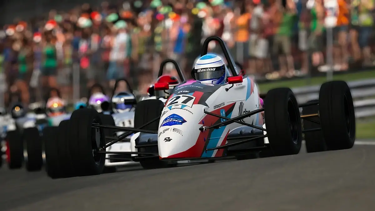 новый сезон виртуального чемпионата UK FF1600 Esports Cup