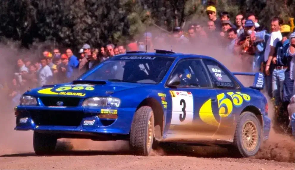 Subaru Impreza WRC на гравийном спецучастке в Assetto Corsa Rally